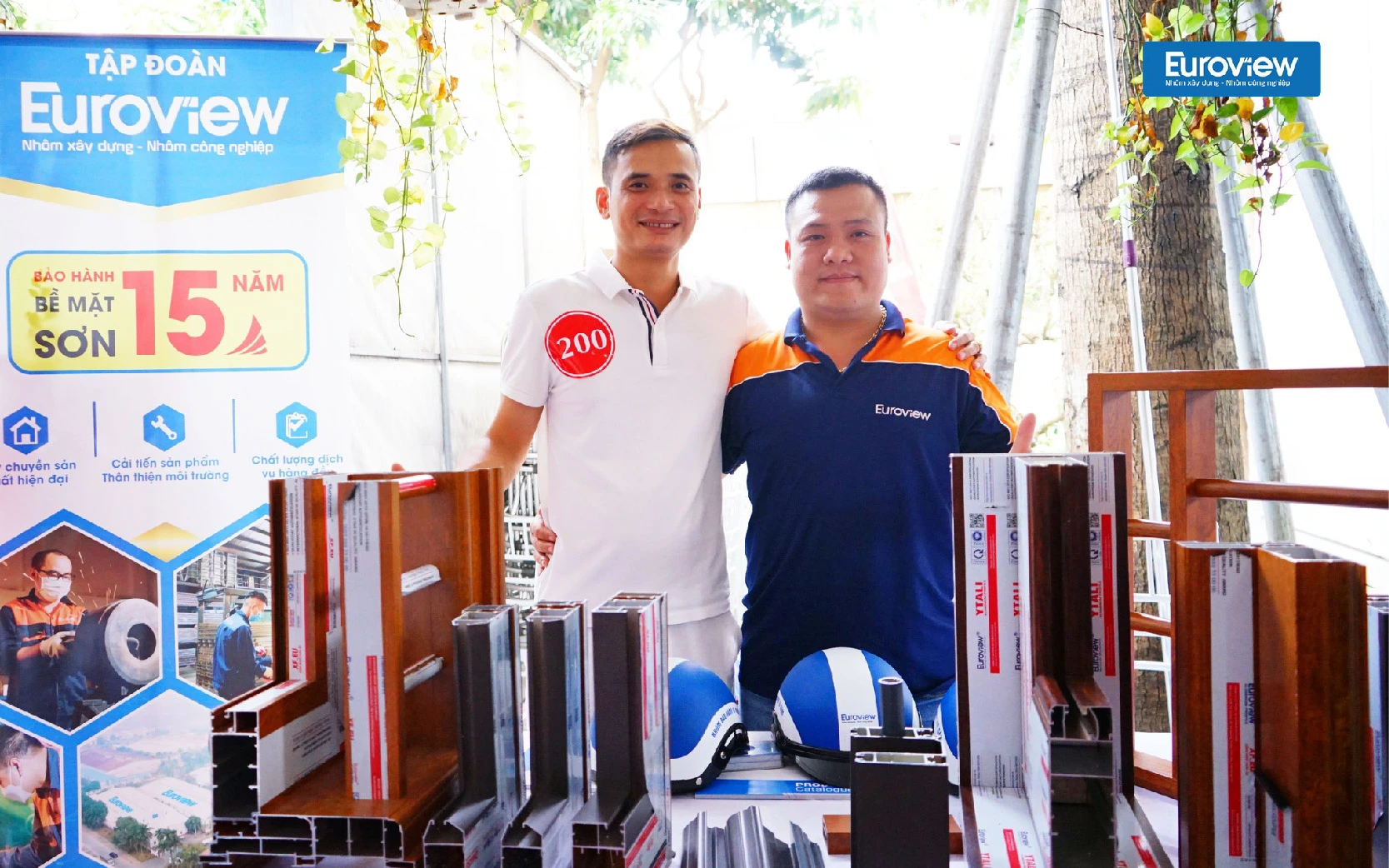 09/11/2022: EUROVIEW GIAO LƯU CÙNG ANH EM BÊN BỜ SÔNG HỒNG