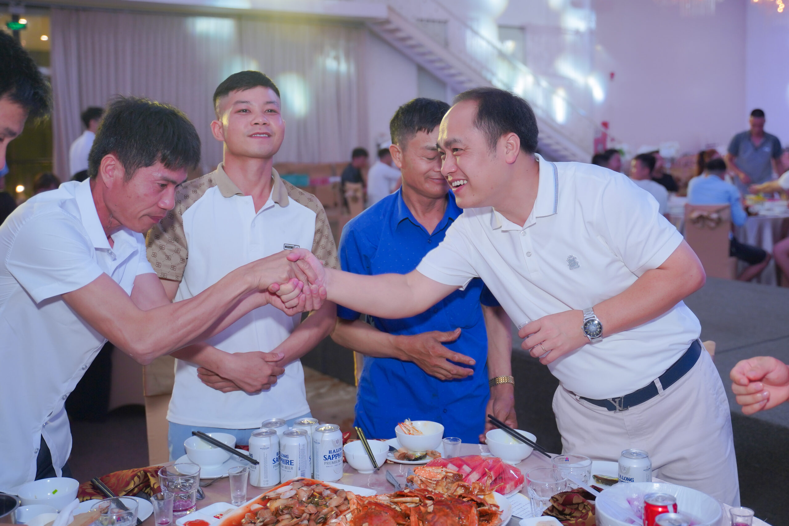 Tập đoàn Euroview tổ chức du lịch 3N2Đ tại Hạ Long hè 2025